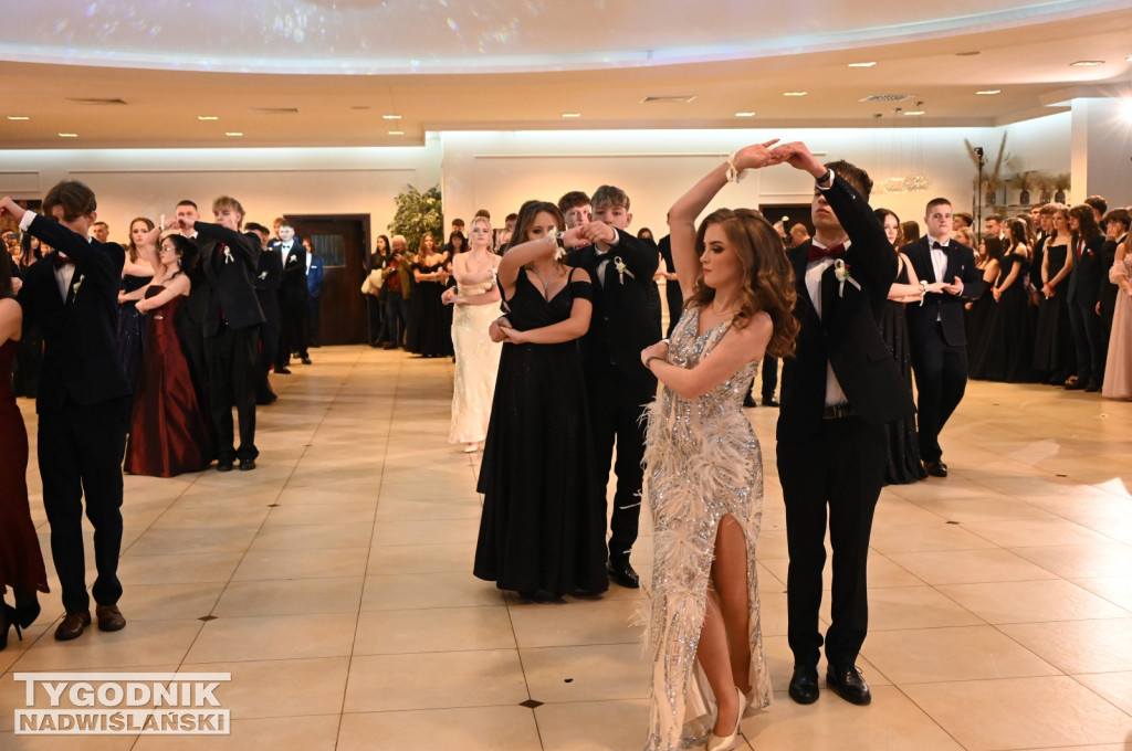 Studniówka LO im. M. Kopernika w Tarnobrzegu cz. 2