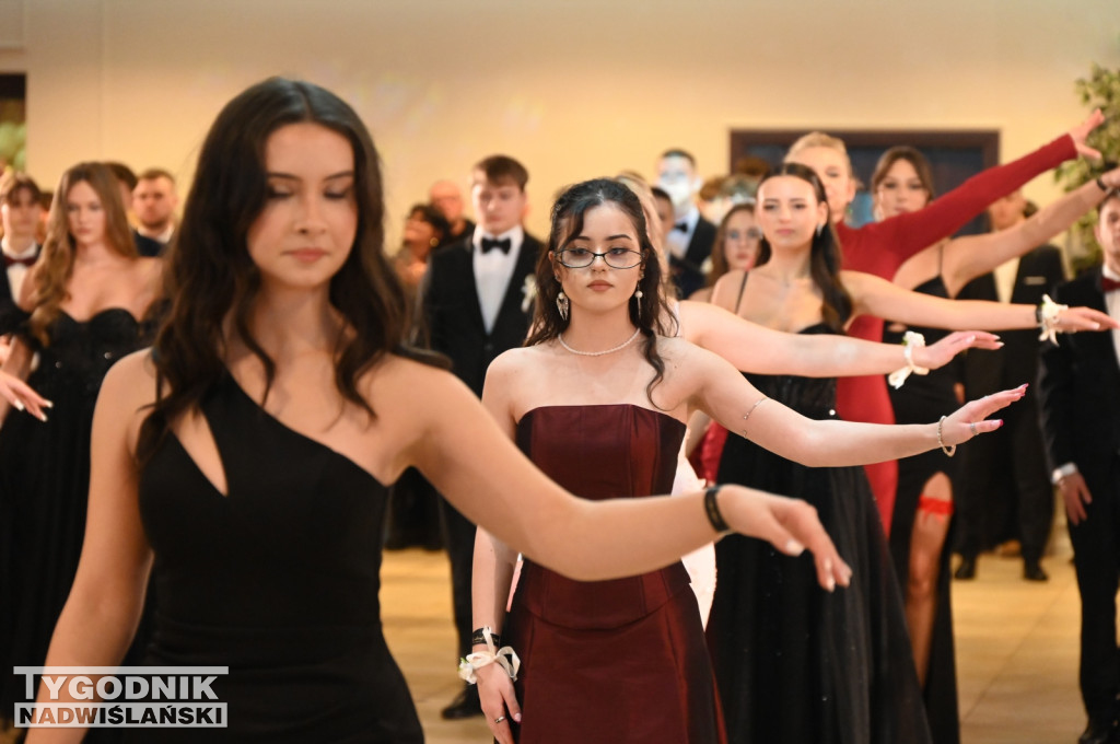 Studniówka LO im. M. Kopernika w Tarnobrzegu cz. 2