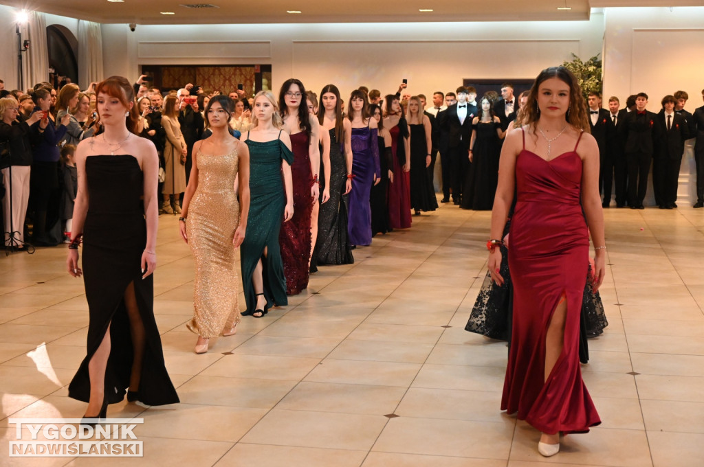 Studniówka LO im. M. Kopernika w Tarnobrzegu cz. 2