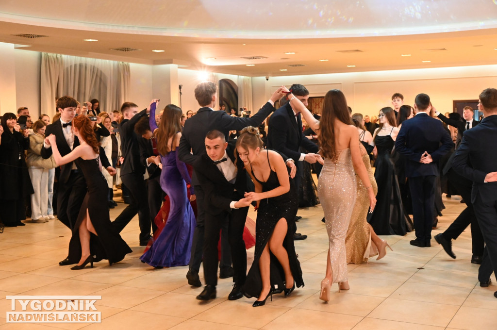 Studniówka LO im. M. Kopernika w Tarnobrzegu cz. 2