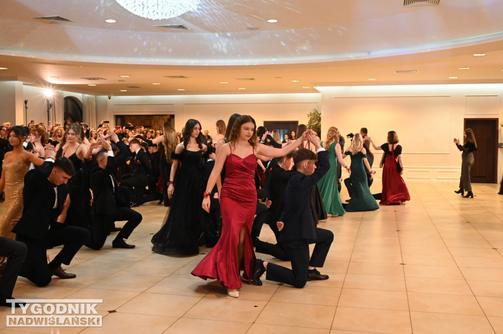 Studniówka LO im. M. Kopernika w Tarnobrzegu cz. 2