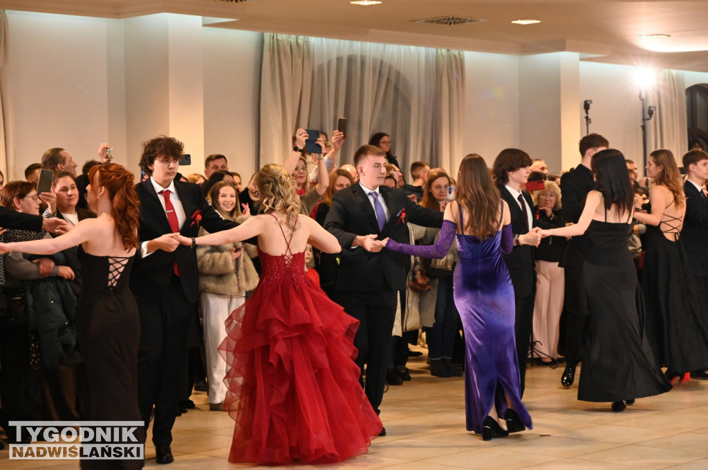 Studniówka LO im. M. Kopernika w Tarnobrzegu cz. 2