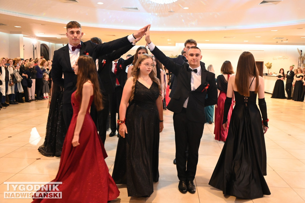 Studniówka LO im. M. Kopernika w Tarnobrzegu cz. 2