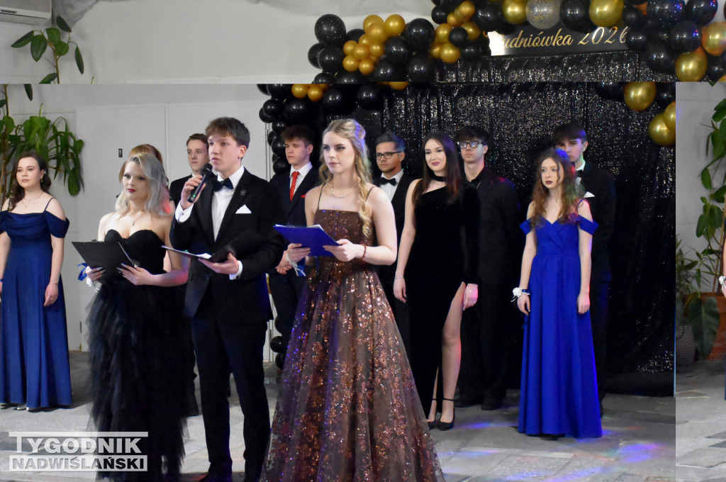 Studniówka KLO w Sandomierzu