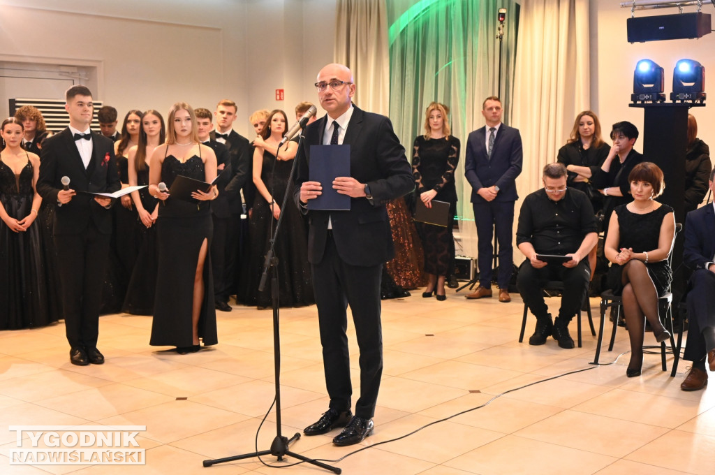 Studniówka LO im. M. Kopernika w Tarnobrzegu cz. 2