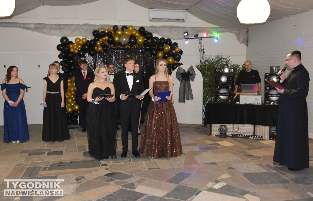 Studniówka KLO w Sandomierzu