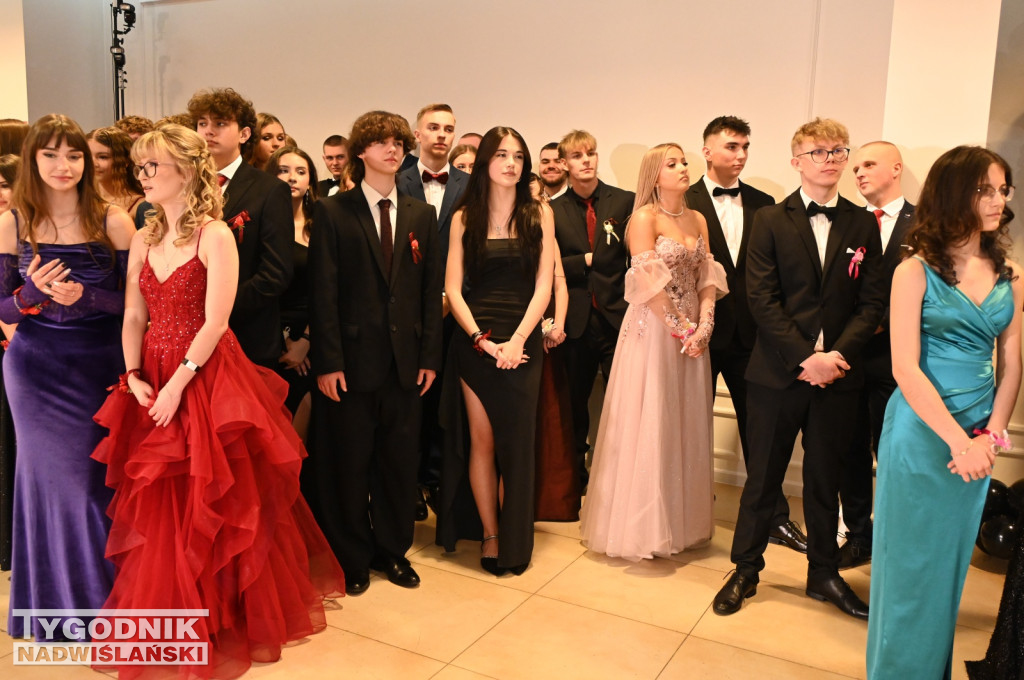 Studniówka LO im. M. Kopernika w Tarnobrzegu cz. 2