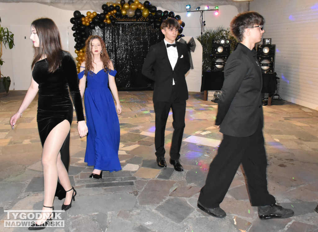 Studniówka KLO w Sandomierzu