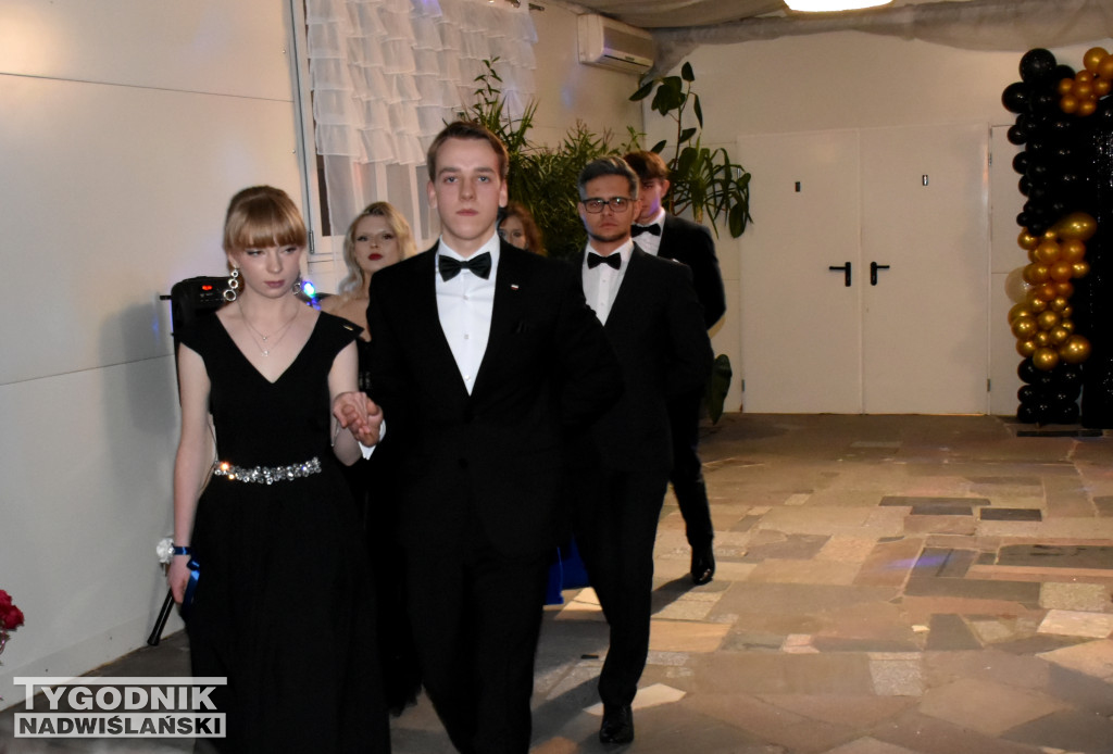 Studniówka KLO w Sandomierzu