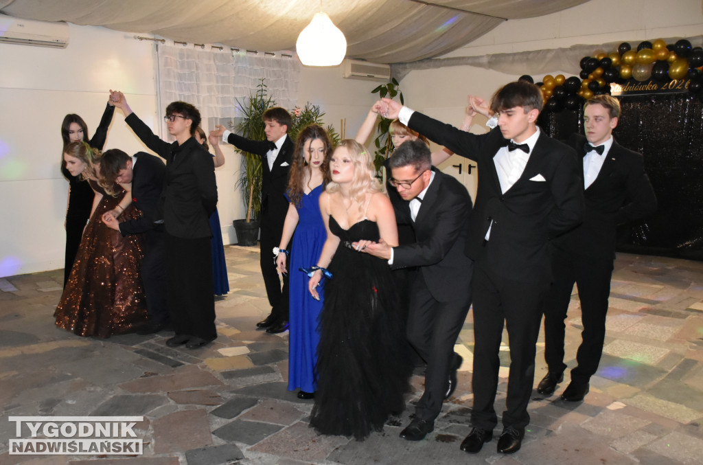 Studniówka KLO w Sandomierzu