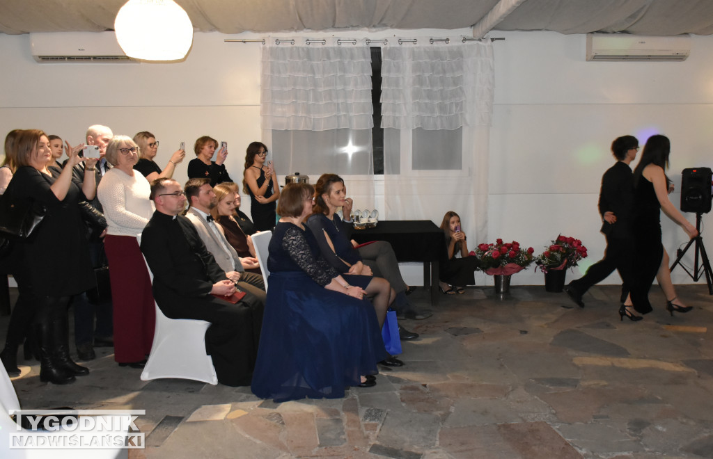 Studniówka KLO w Sandomierzu