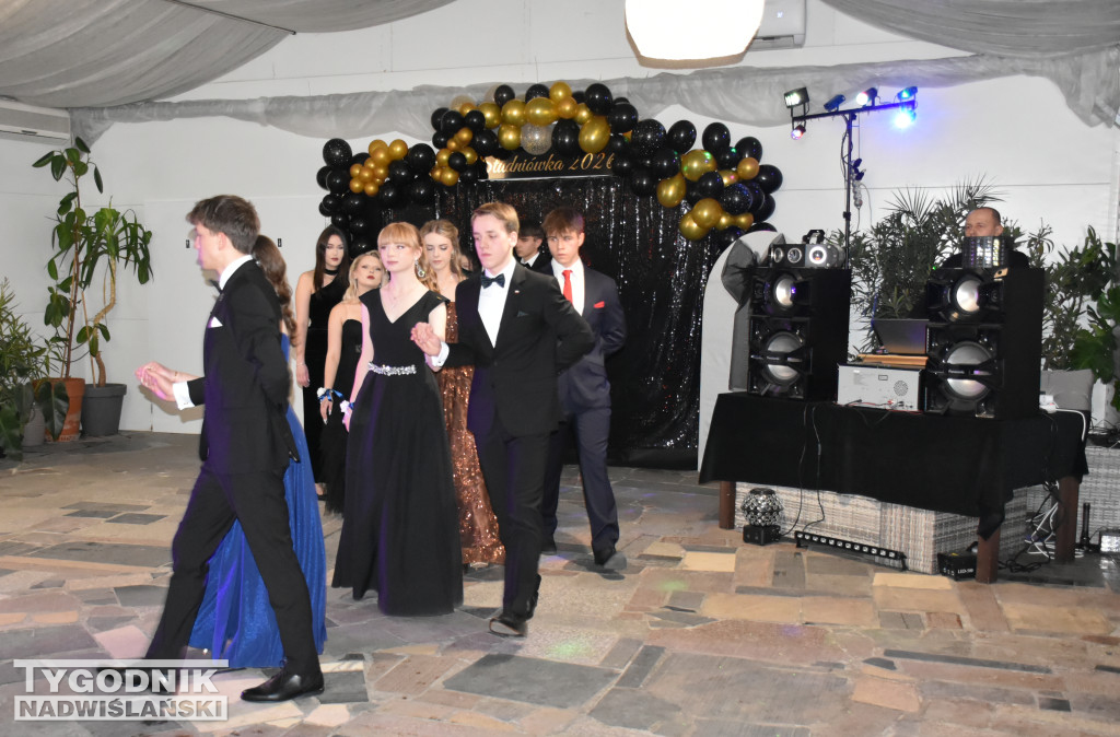 Studniówka KLO w Sandomierzu