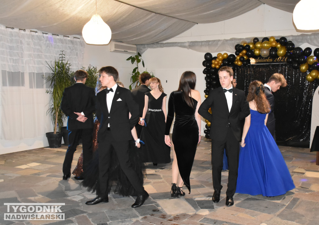 Studniówka KLO w Sandomierzu