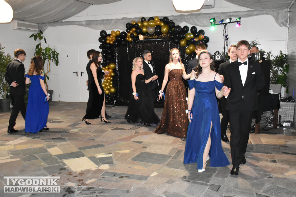 Studniówka KLO w Sandomierzu