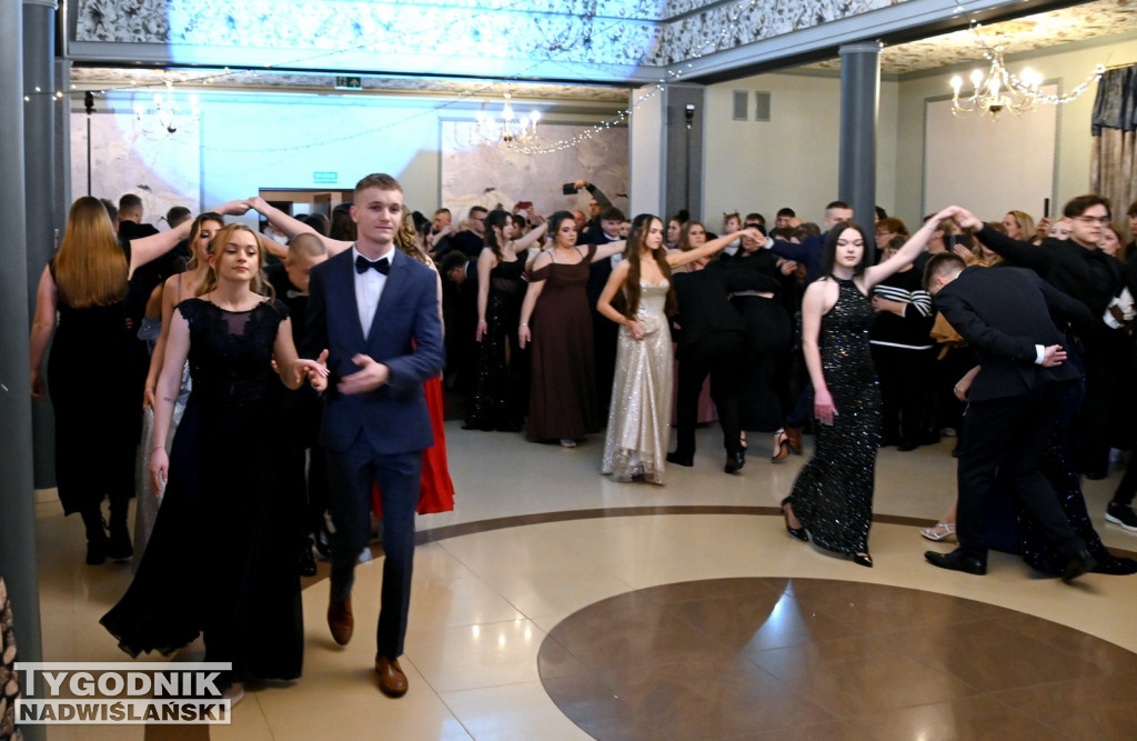 Studniówla ZS nr 3 - Budowlanki w Tarnobrzegu