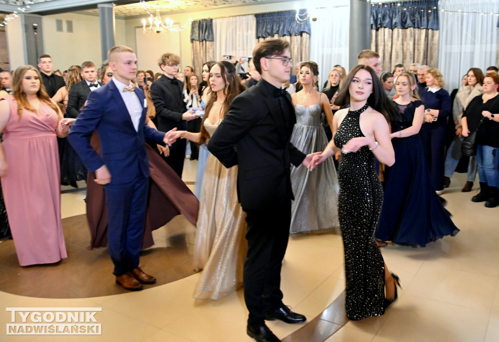 Studniówla ZS nr 3 - Budowlanki w Tarnobrzegu