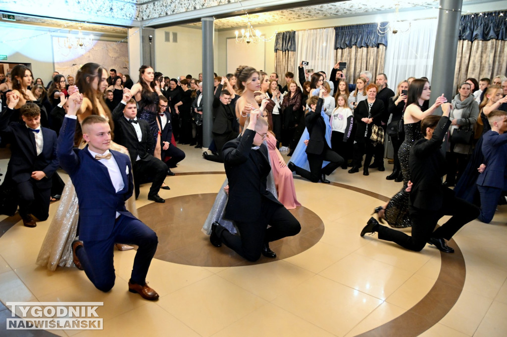 Studniówla ZS nr 3 - Budowlanki w Tarnobrzegu