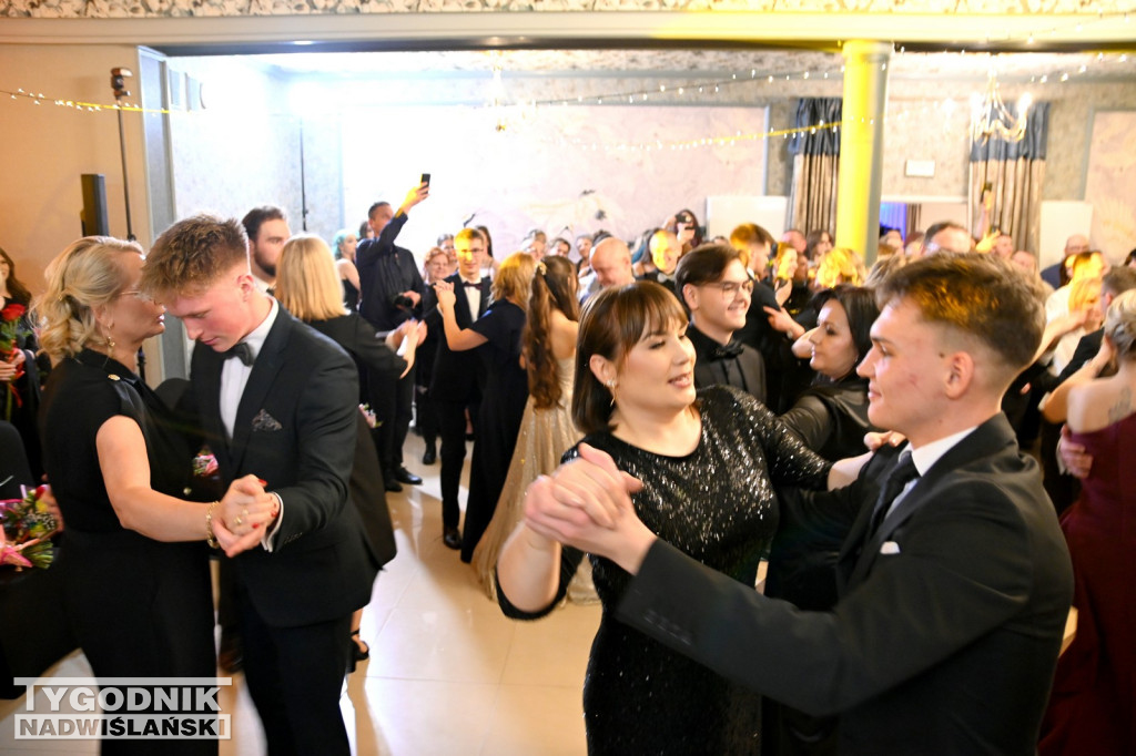 Studniówla ZS nr 3 - Budowlanki w Tarnobrzegu