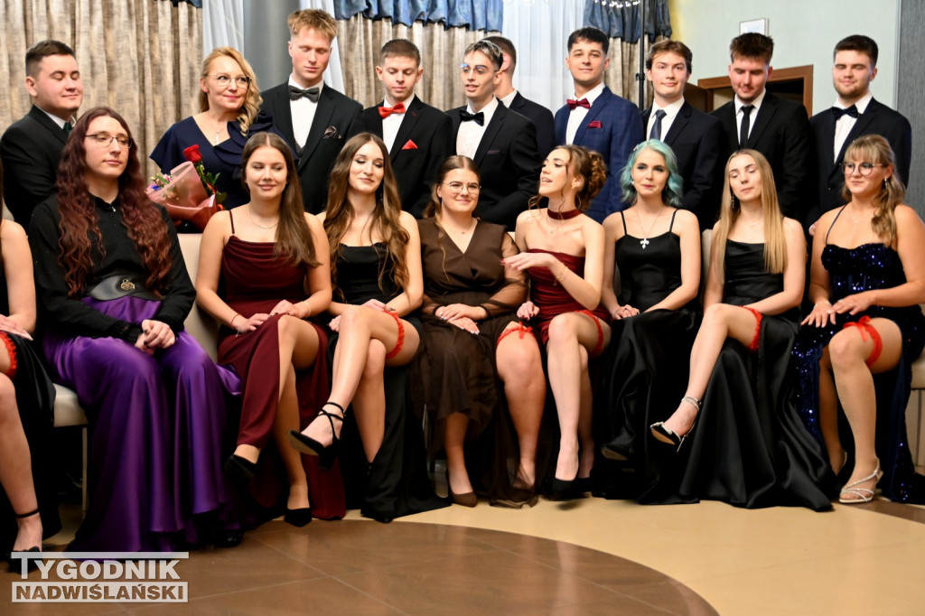 Studniówla ZS nr 3 - Budowlanki w Tarnobrzegu