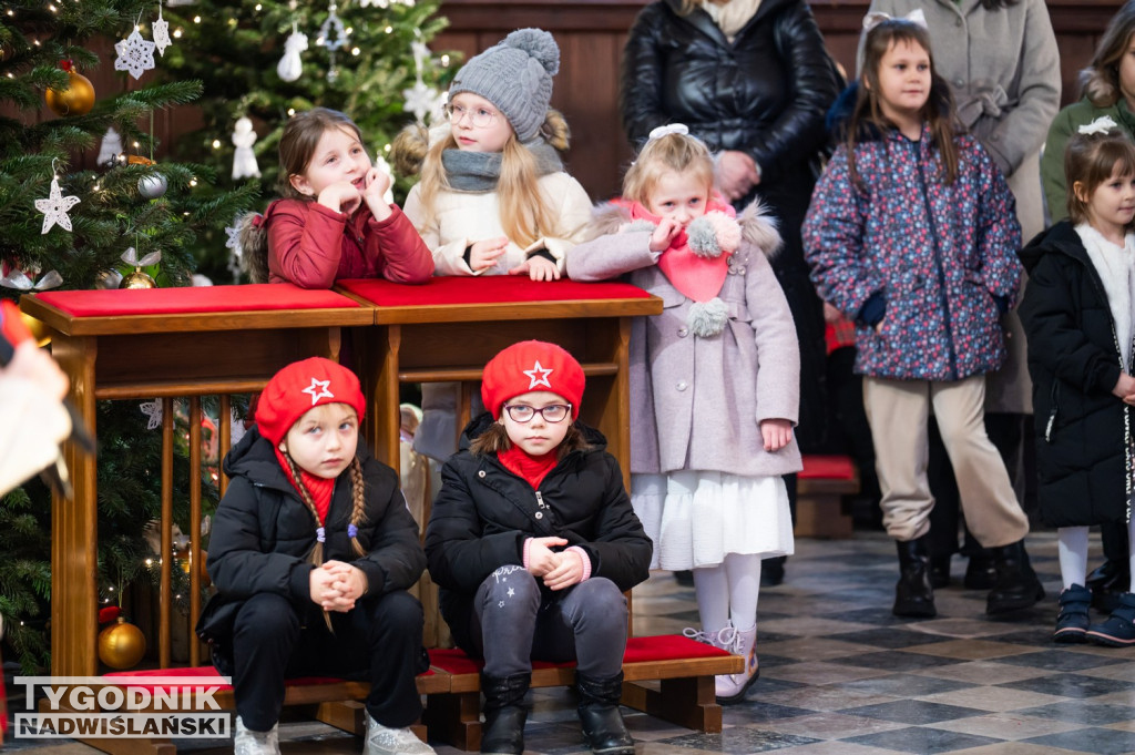 Przegląd Kolęd i Pastorałek w Grębowie
