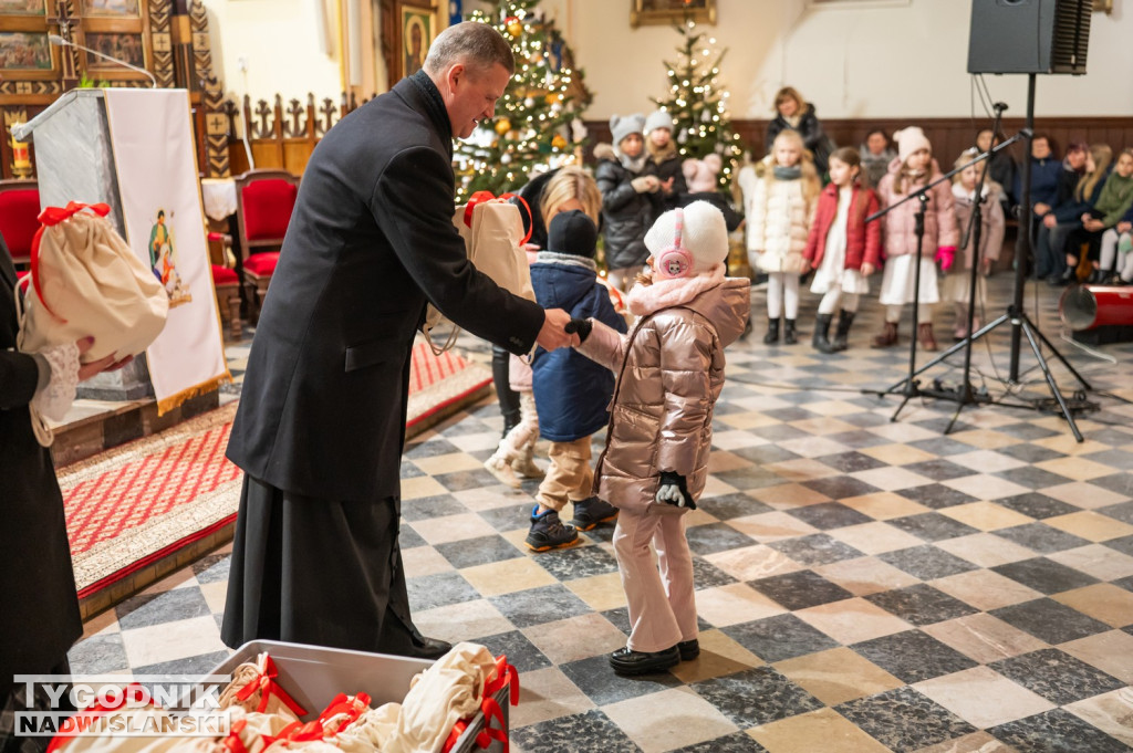 Przegląd Kolęd i Pastorałek w Grębowie
