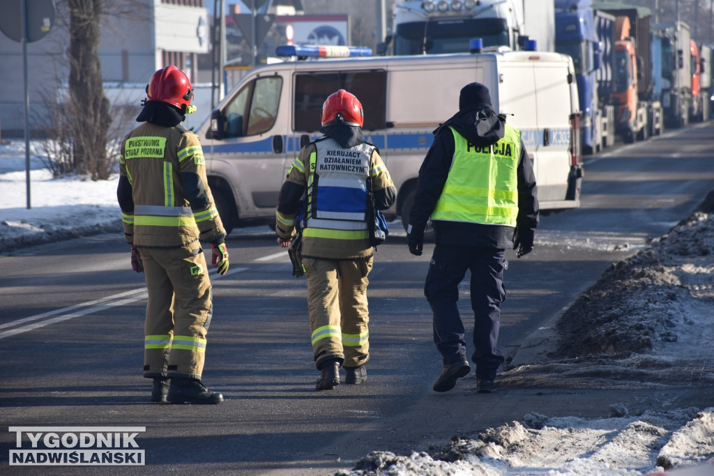 Przewrócona lampa w Tarnobrzegu