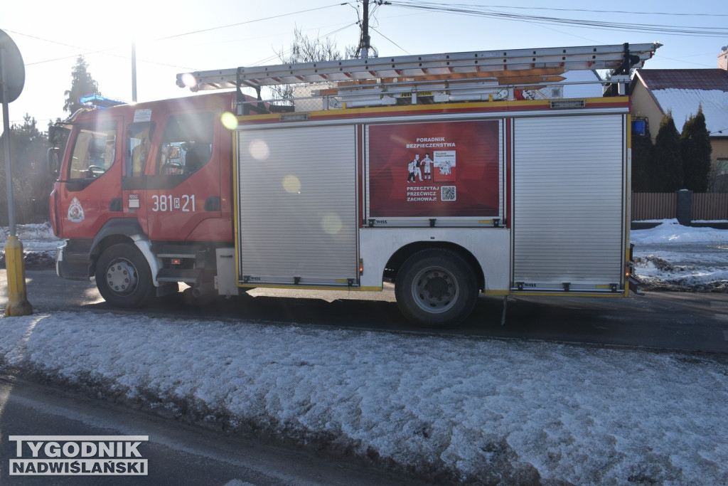 Przewrócona lampa w Tarnobrzegu
