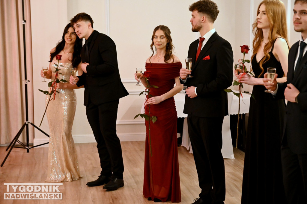 Studniówka Zespołu Szkół nr 2 w Nowej Dębie