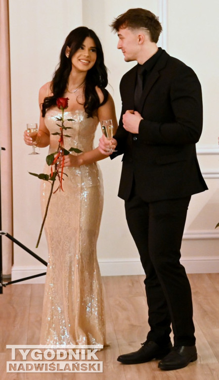 Studniówka Zespołu Szkół nr 2 w Nowej Dębie