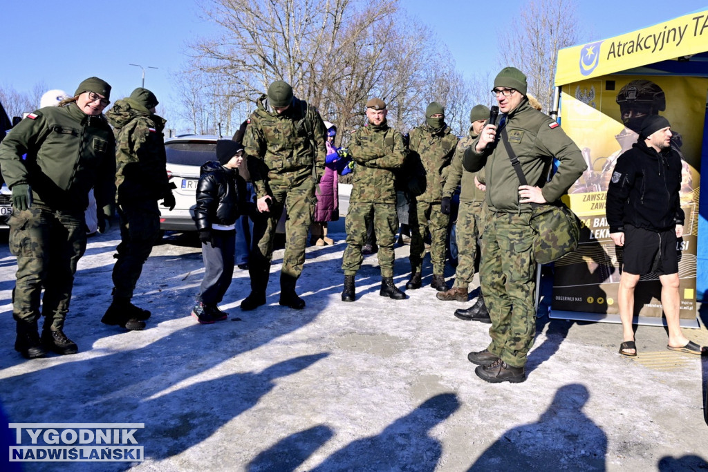 Morsowanie z wojskiem nad Jeziorem Tarnobrzeskim