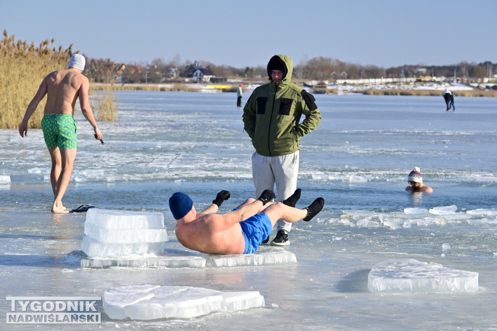 Morsowanie z wojskiem nad Jeziorem Tarnobrzeskim