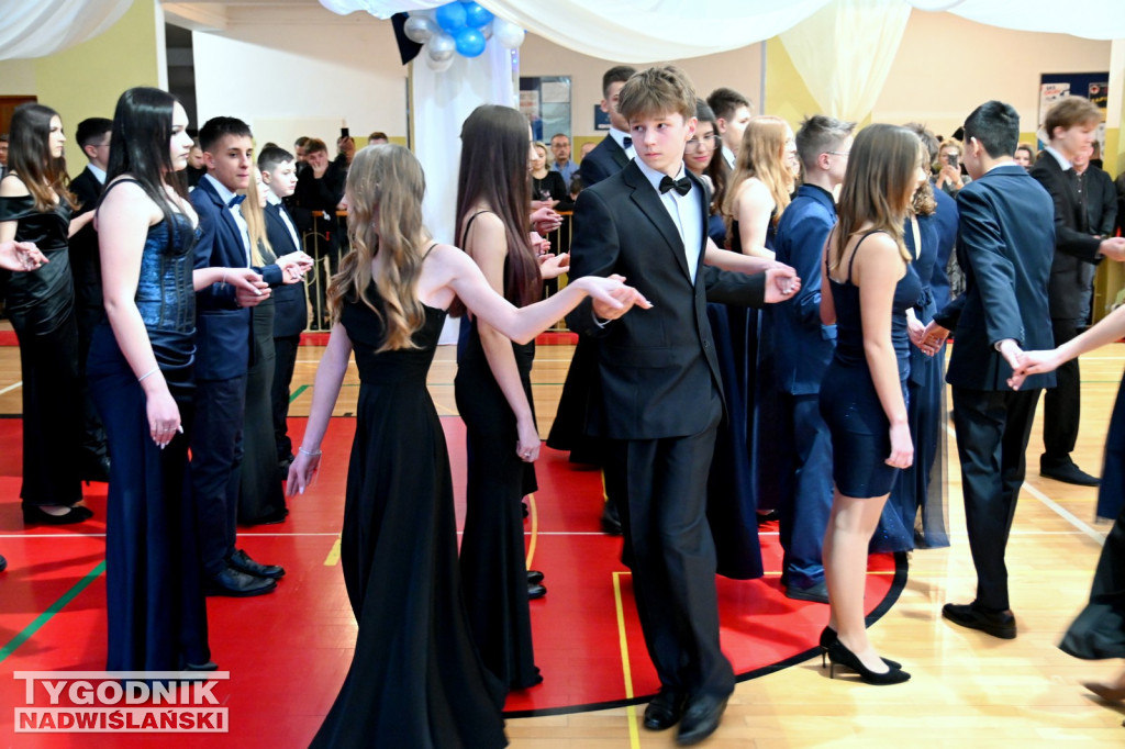 Komers ósmoklasistów ze Szkoły Podstawowej nr 3 w Tarnobrzegu