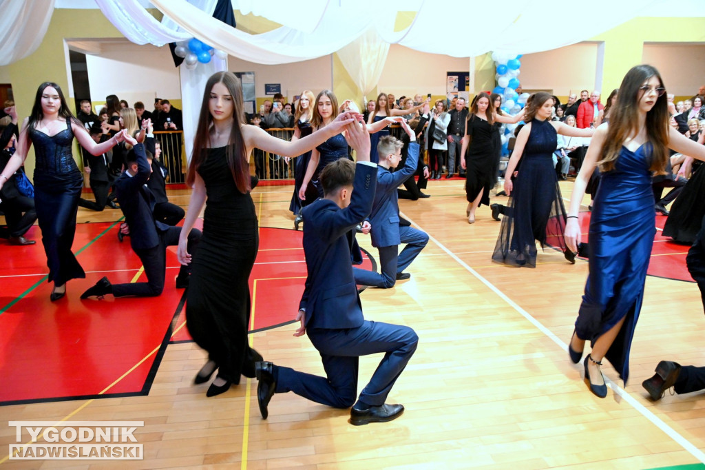 Komers ósmoklasistów ze Szkoły Podstawowej nr 3 w Tarnobrzegu