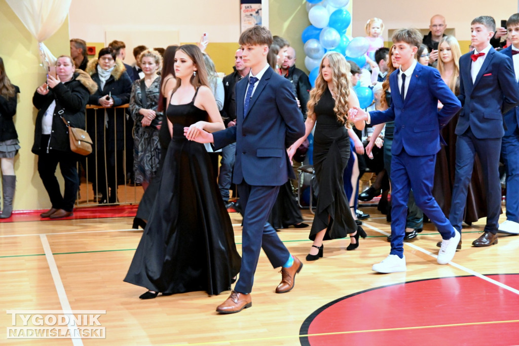 Komers ósmoklasistów ze Szkoły Podstawowej nr 3 w Tarnobrzegu