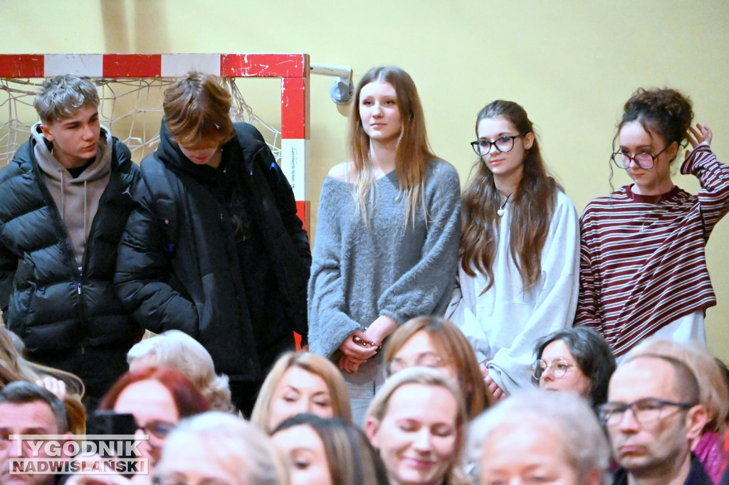 Komers ósmoklasistów ze Szkoły Podstawowej nr 3 w Tarnobrzegu