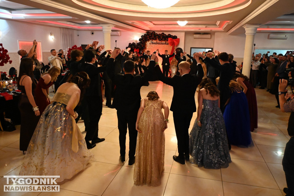 Studniówka Liceum Ogólnokształcącego w Grębowie 2026