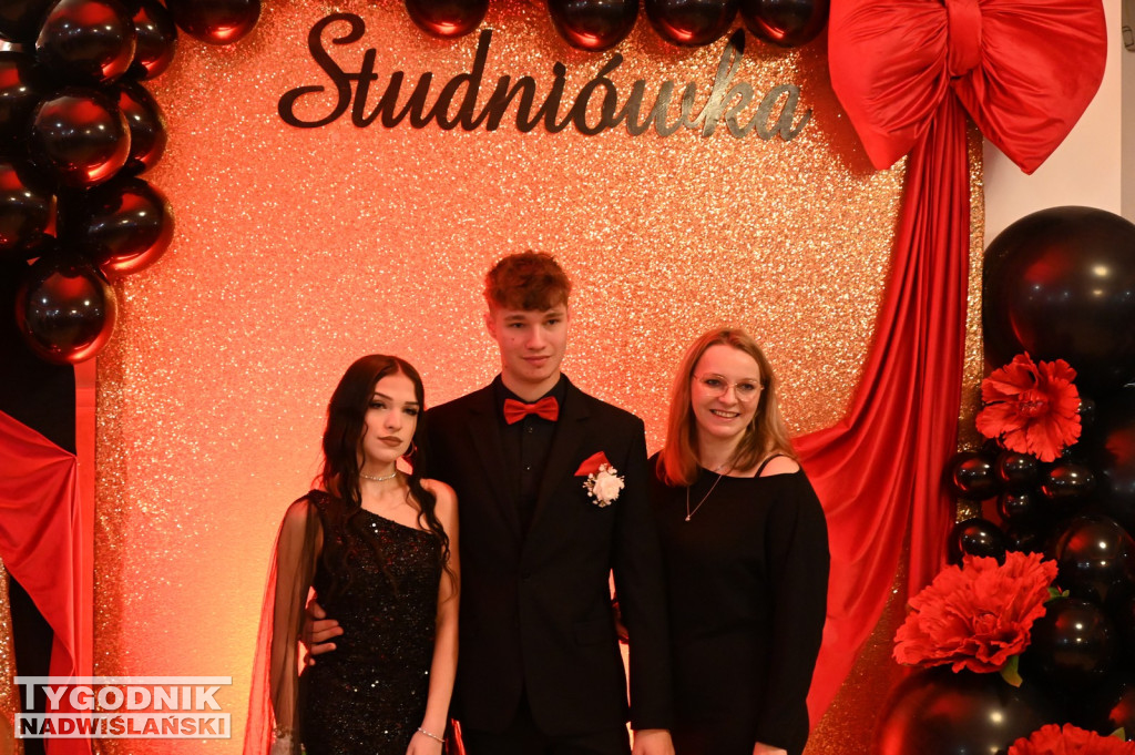 Studniówka Liceum Ogólnokształcącego w Grębowie 2026