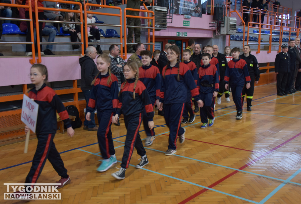 Halowe Zawody Młodzieżowych Drużyn Pożarniczych