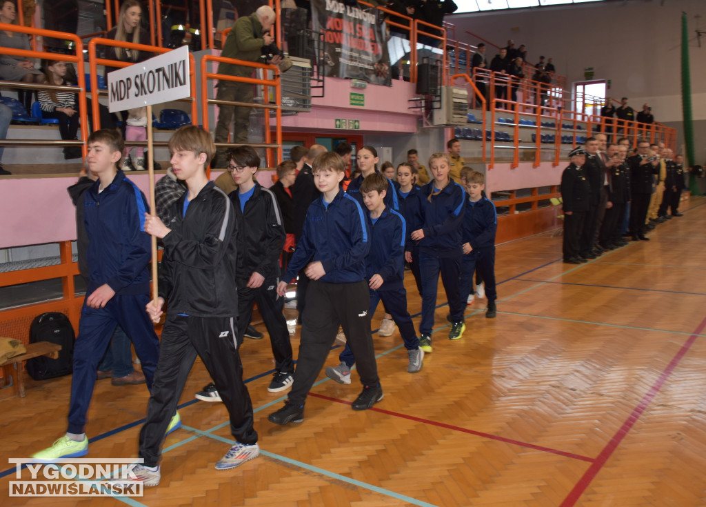 Halowe Zawody Młodzieżowych Drużyn Pożarniczych