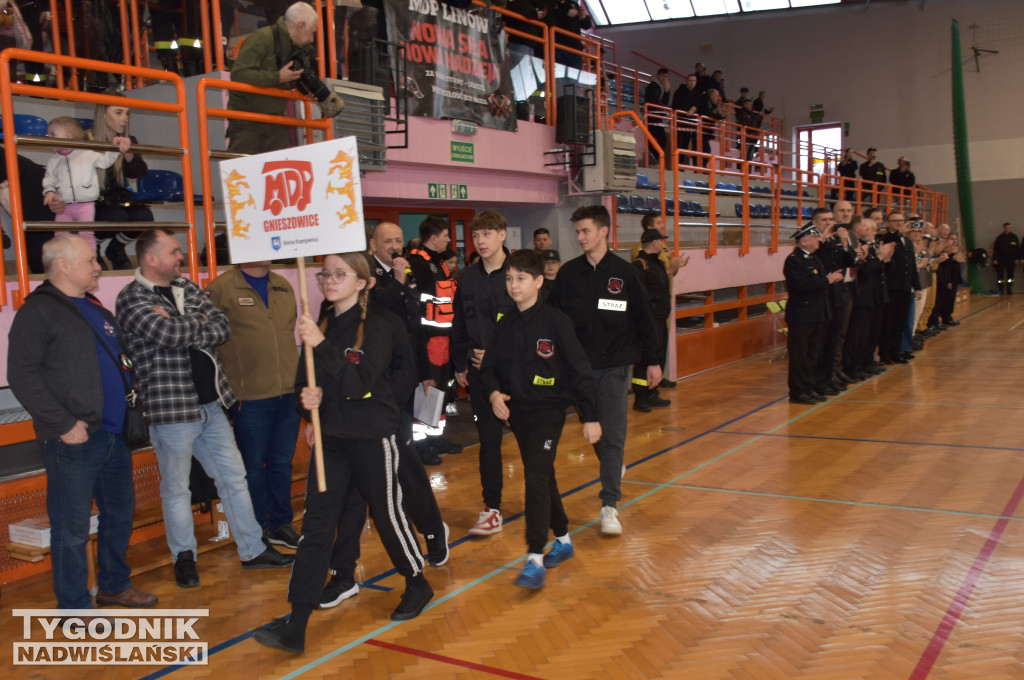 Halowe Zawody Młodzieżowych Drużyn Pożarniczych