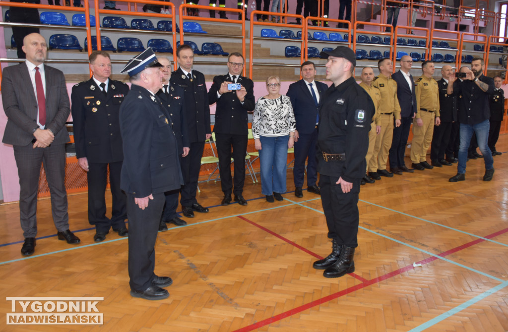 Halowe Zawody Młodzieżowych Drużyn Pożarniczych