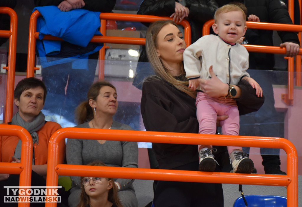 Halowe Zawody Młodzieżowych Drużyn Pożarniczych