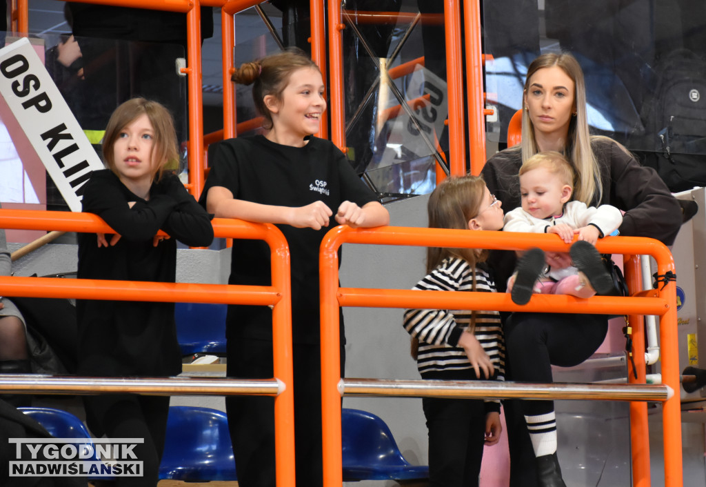 Halowe Zawody Młodzieżowych Drużyn Pożarniczych