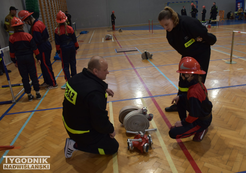 Halowe Zawody Młodzieżowych Drużyn Pożarniczych