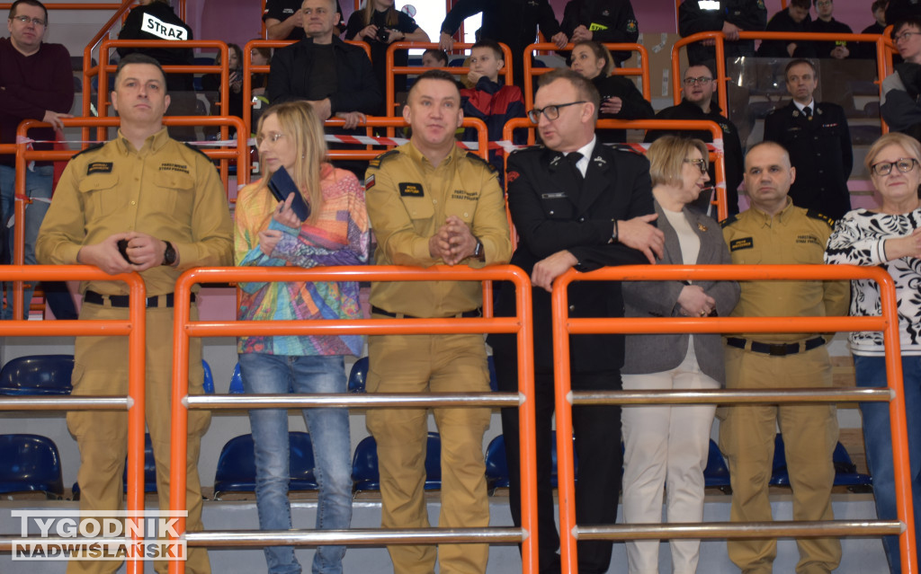 Halowe Zawody Młodzieżowych Drużyn Pożarniczych