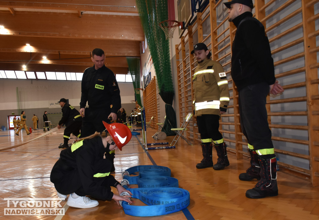 Halowe Zawody Młodzieżowych Drużyn Pożarniczych