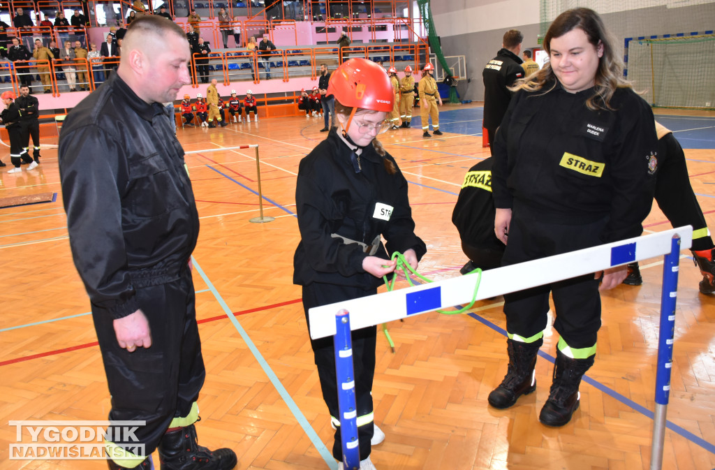 Halowe Zawody Młodzieżowych Drużyn Pożarniczych