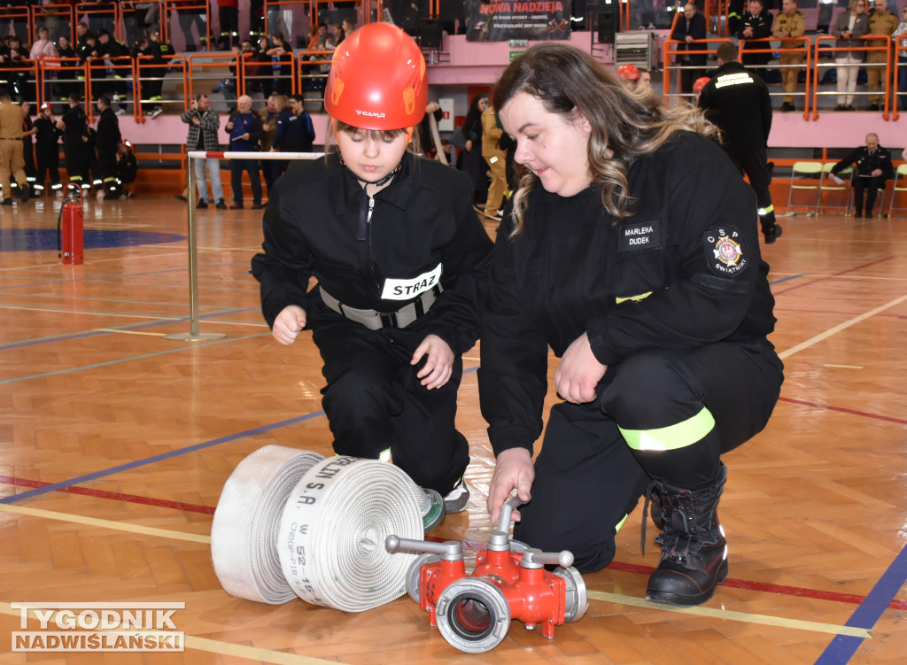 Halowe Zawody Młodzieżowych Drużyn Pożarniczych