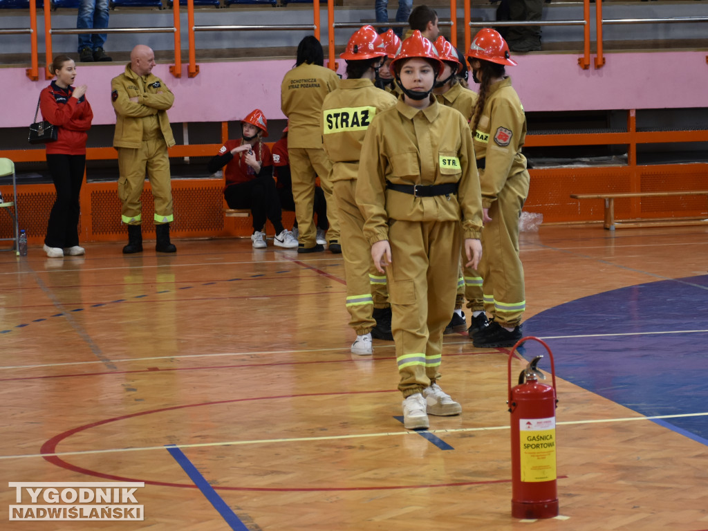 Halowe Zawody Młodzieżowych Drużyn Pożarniczych