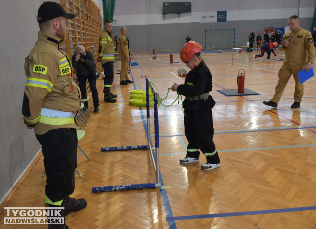 Halowe Zawody Młodzieżowych Drużyn Pożarniczych